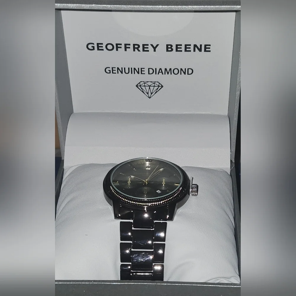 Geoffrey Beene Black and Gold Genuine Bracelet Watch, 41mm
